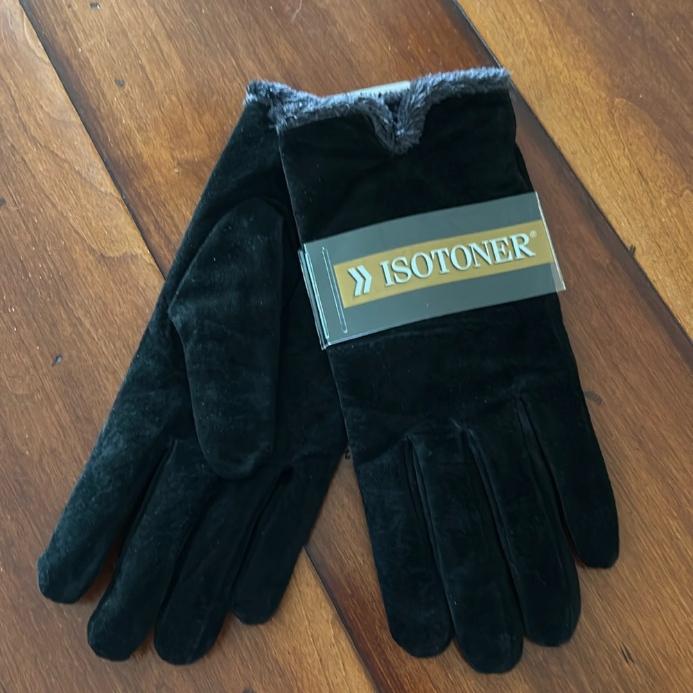 Isotoner ladies suede gloves!